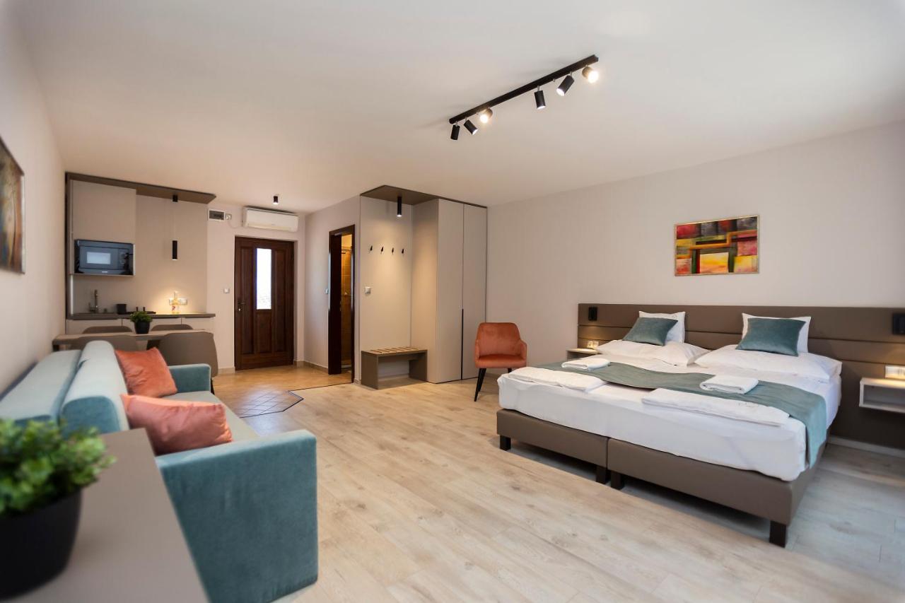 Vegvar Spa Apartman Гюла Екстериор снимка