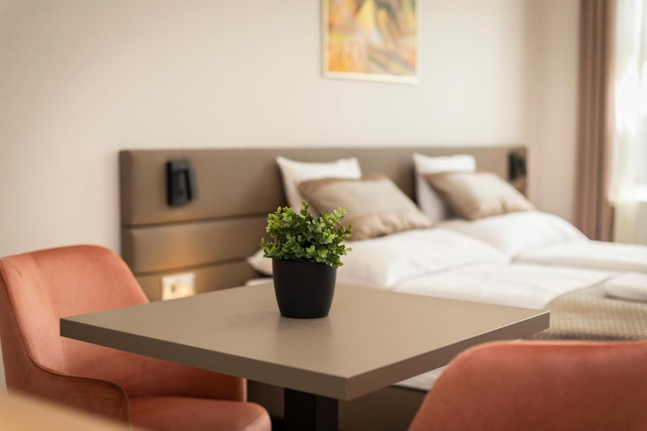 Vegvar Spa Apartman Гюла Екстериор снимка