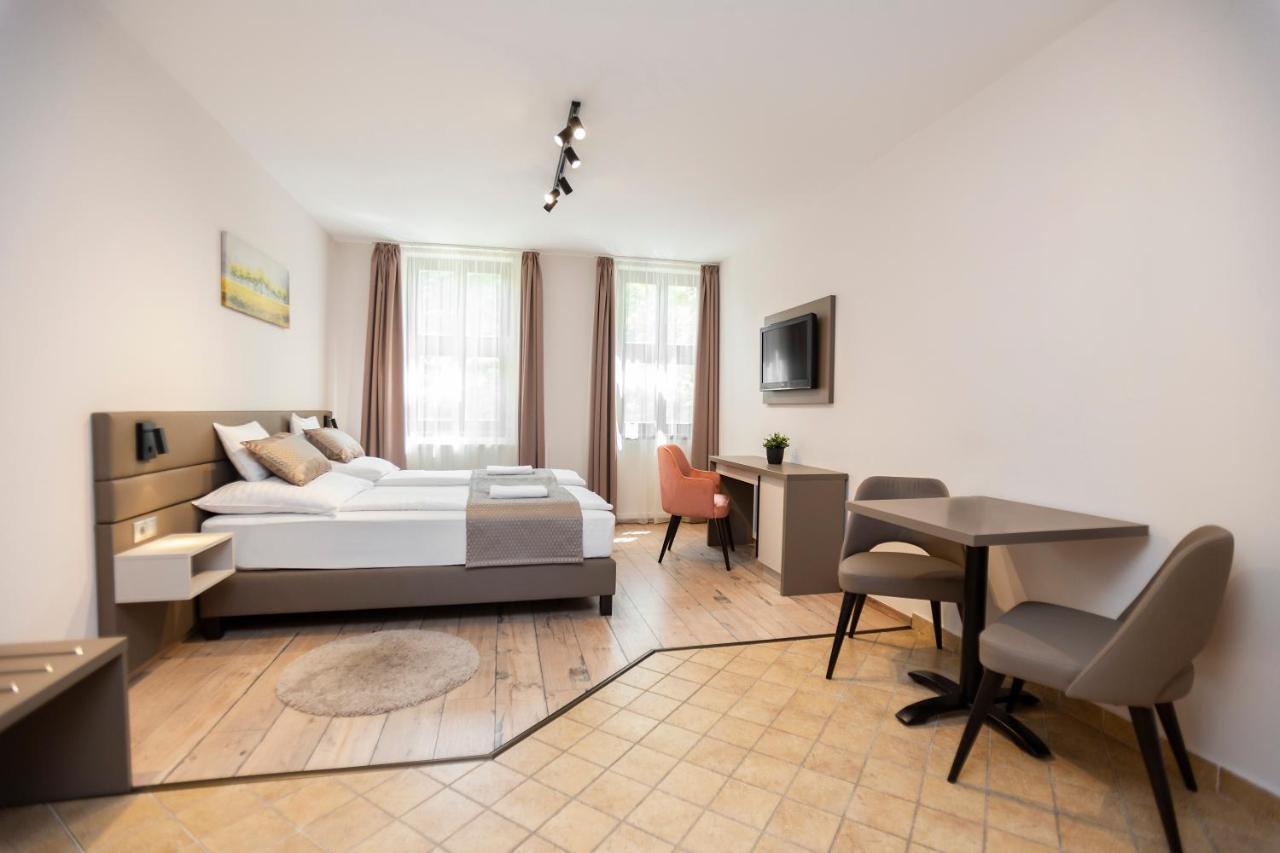 Vegvar Spa Apartman Гюла Екстериор снимка