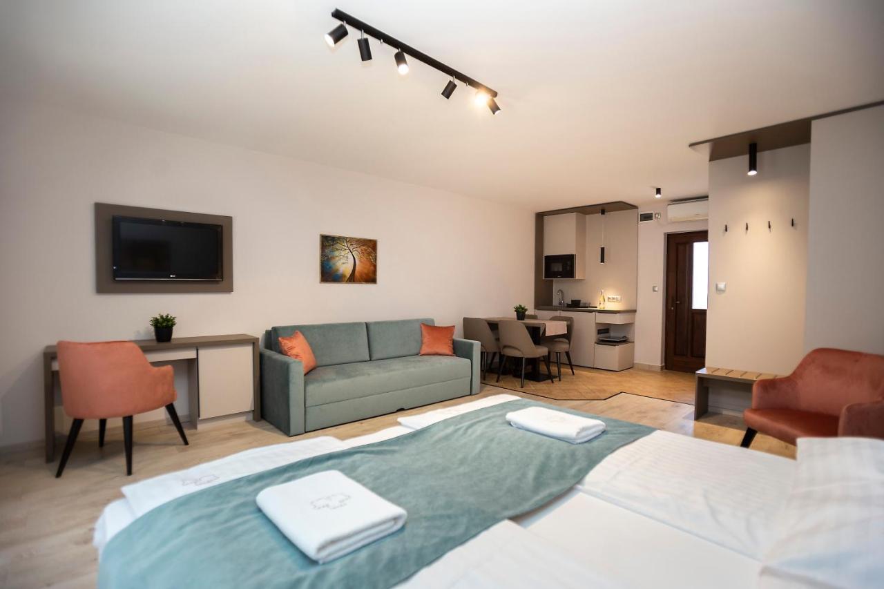 Vegvar Spa Apartman Гюла Екстериор снимка