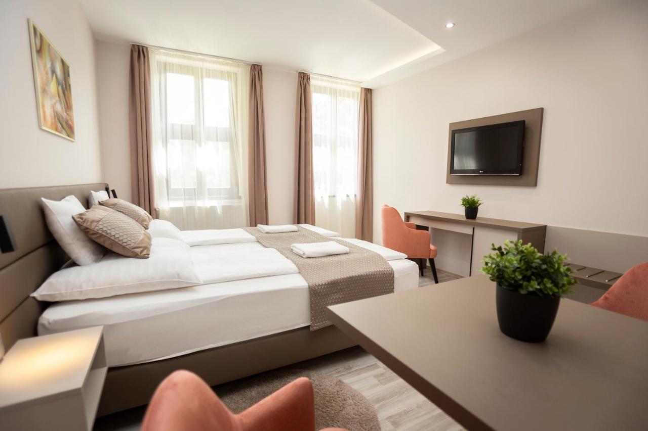 Vegvar Spa Apartman Гюла Екстериор снимка