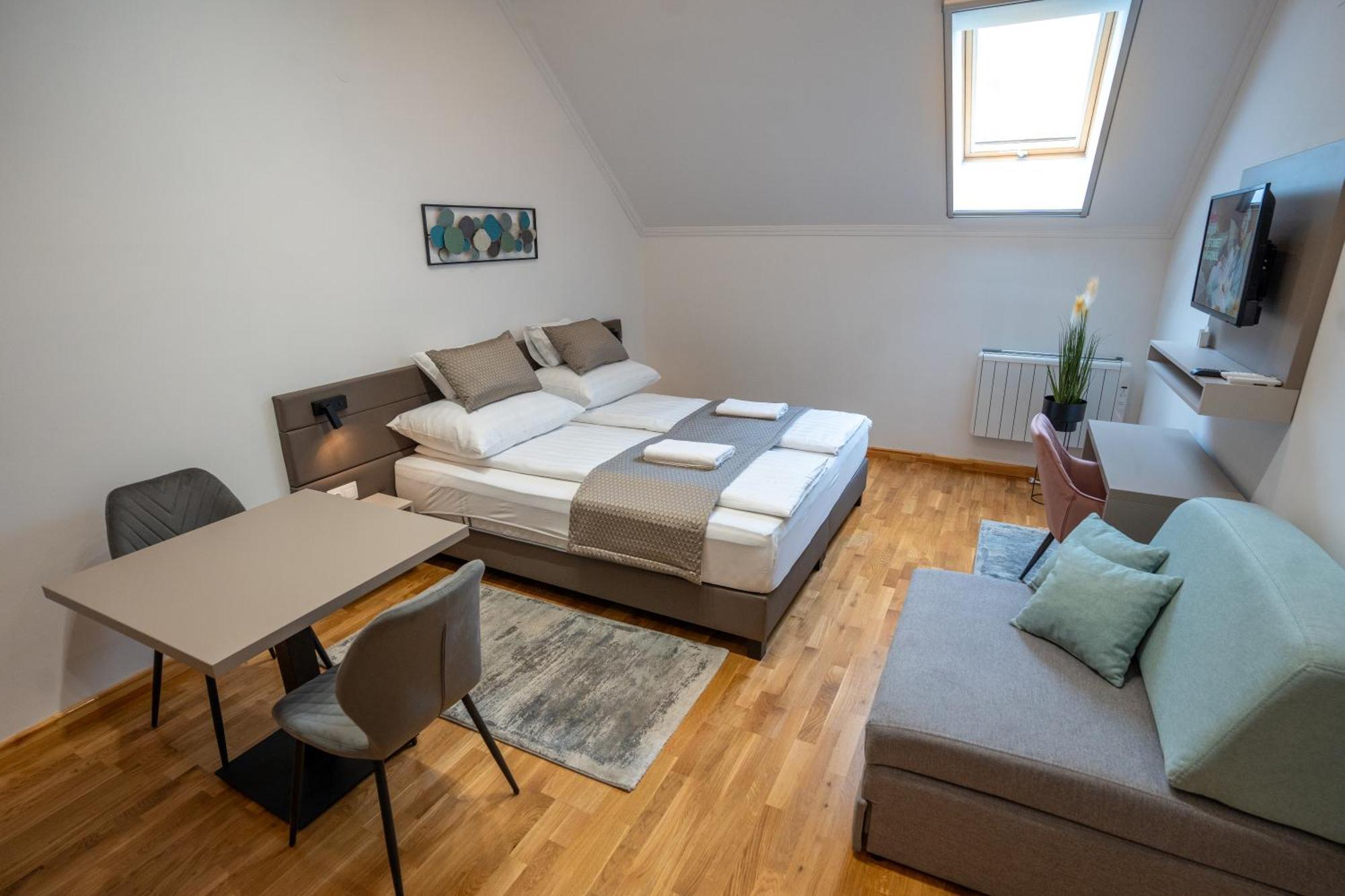 Vegvar Spa Apartman Гюла Екстериор снимка