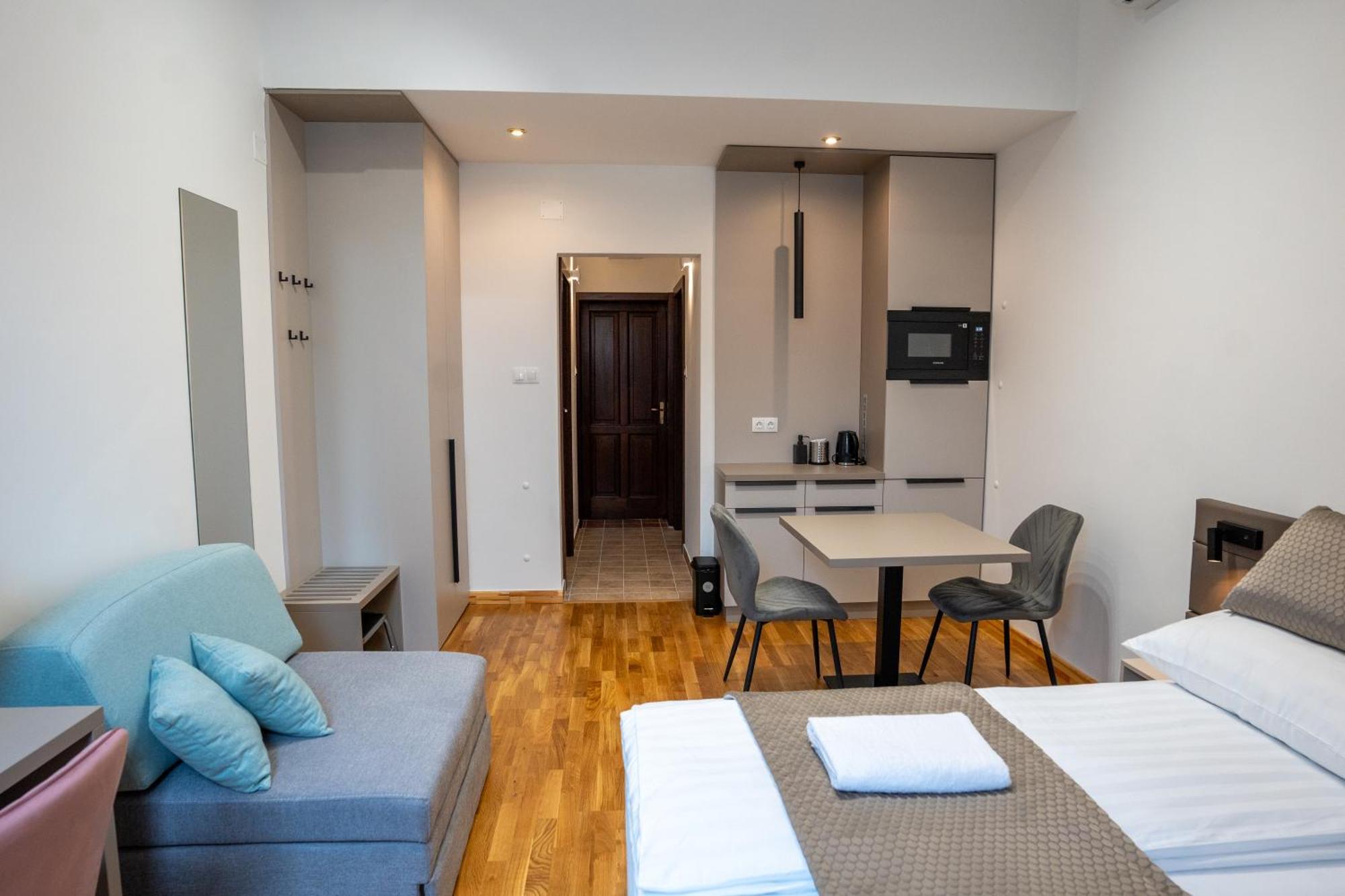 Vegvar Spa Apartman Гюла Екстериор снимка